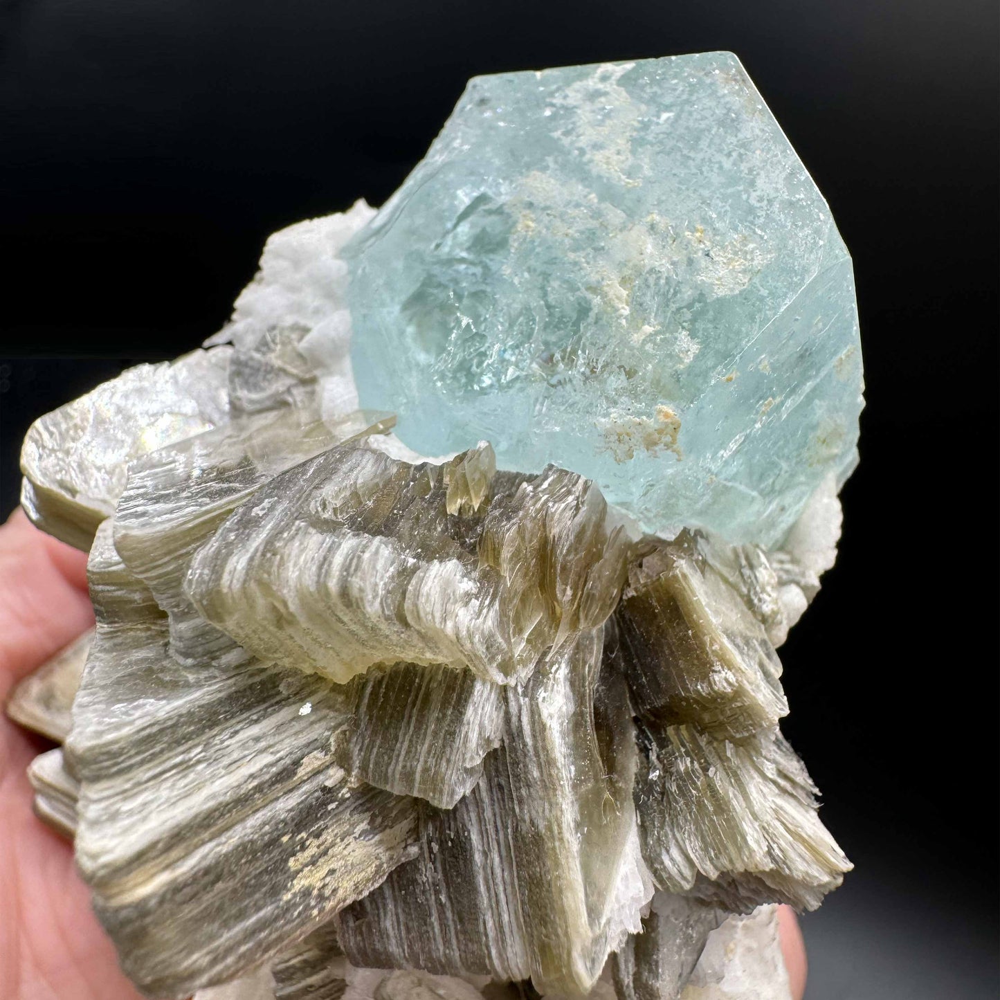 Aquamarine Beryl on Star Muscovite Mica