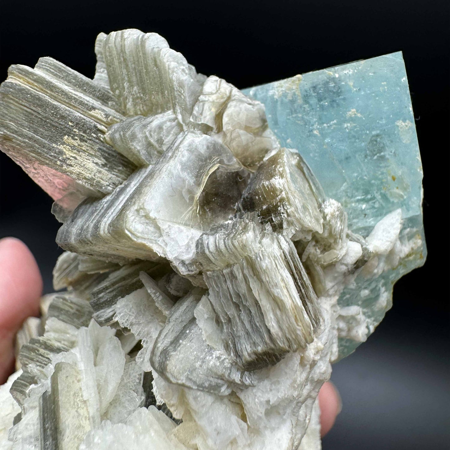 Aquamarine Beryl on Star Muscovite Mica