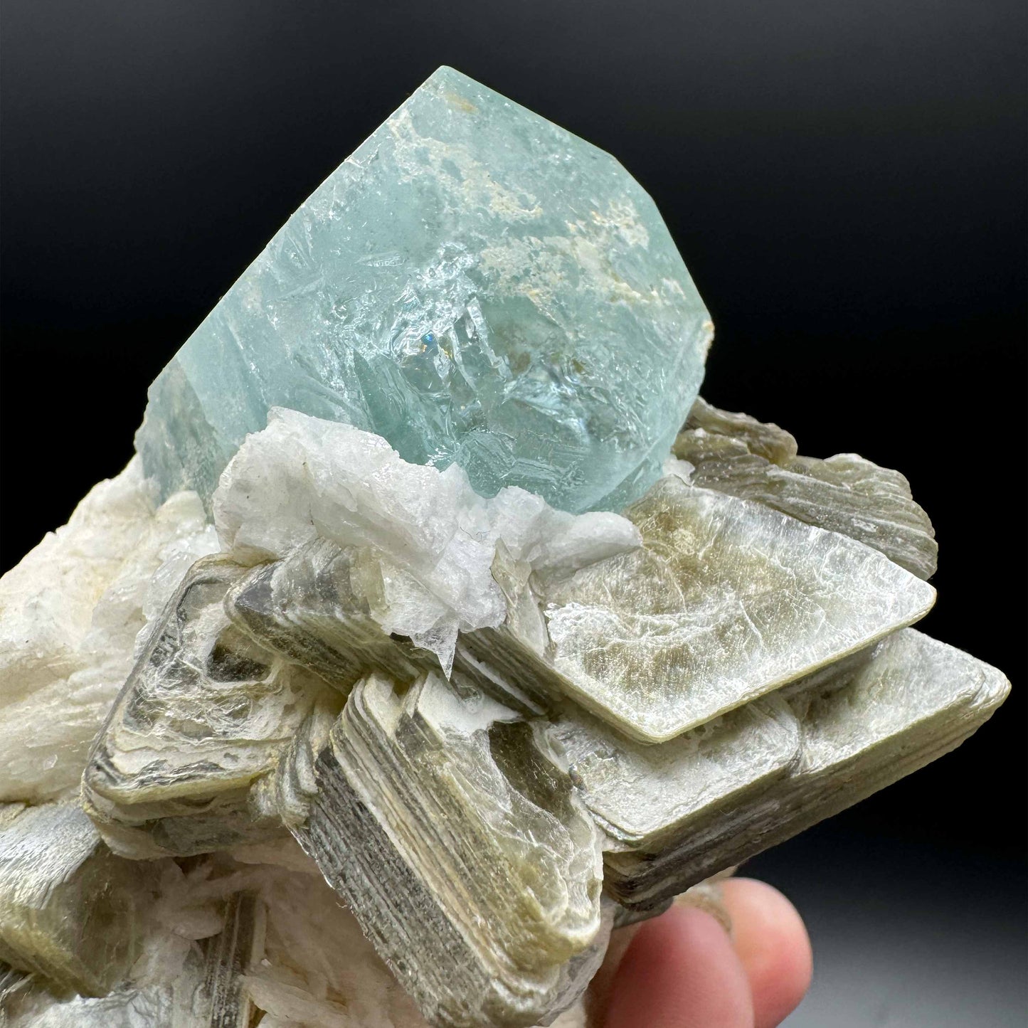 Aquamarine Beryl on Star Muscovite Mica